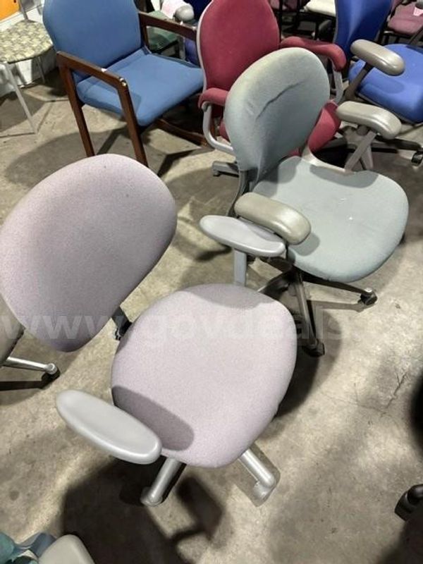 Lot of Office Chairs with Armrest (2)