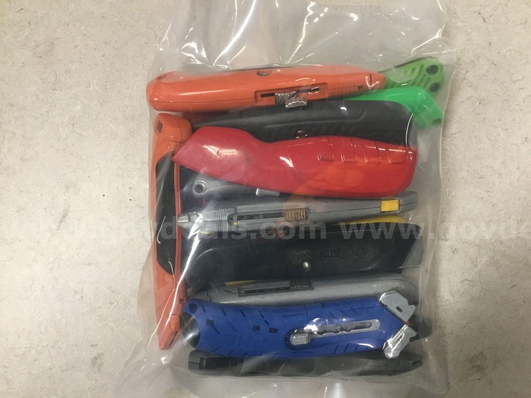 1 Lot of Utility Knives