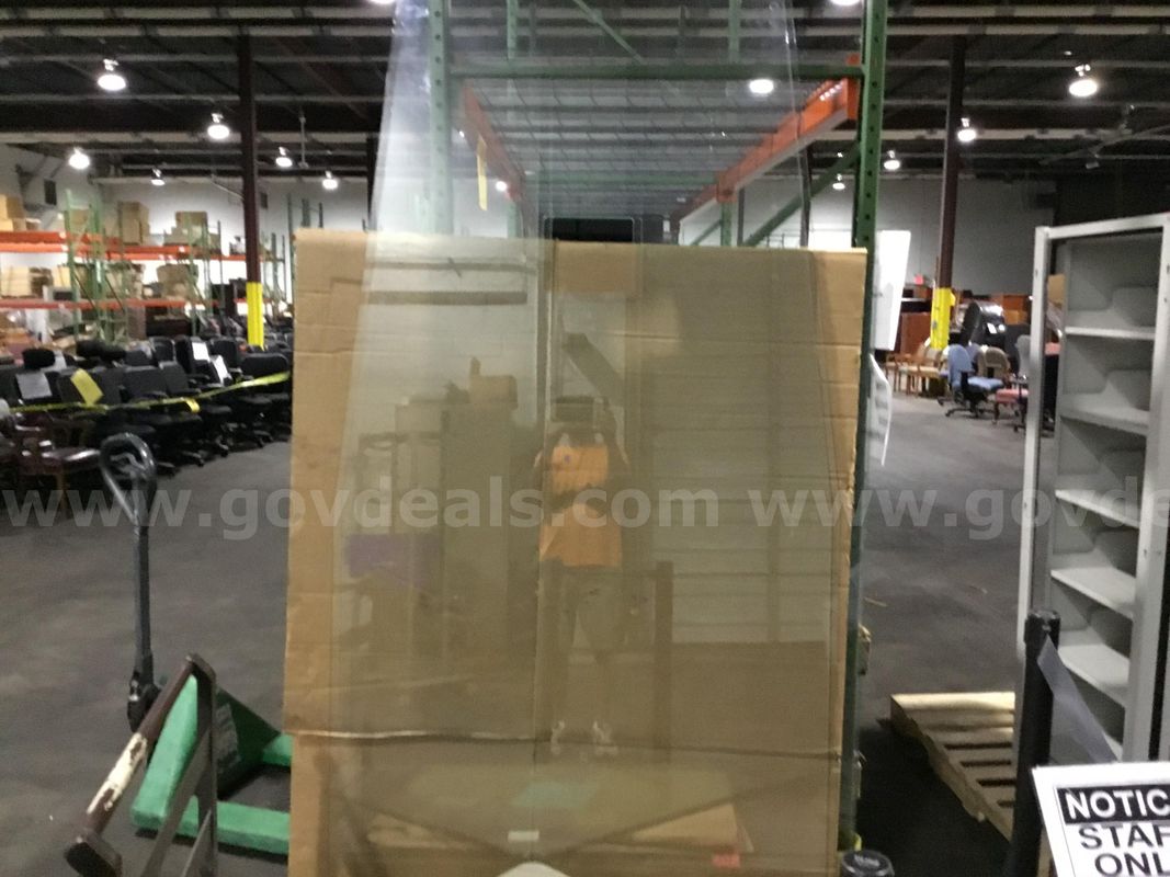 1 Lot of Assorted Table Glass