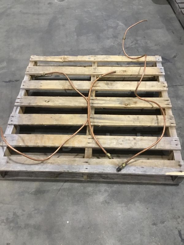 3 brown long hose parts (2 out of the 3 can bend) “DH”