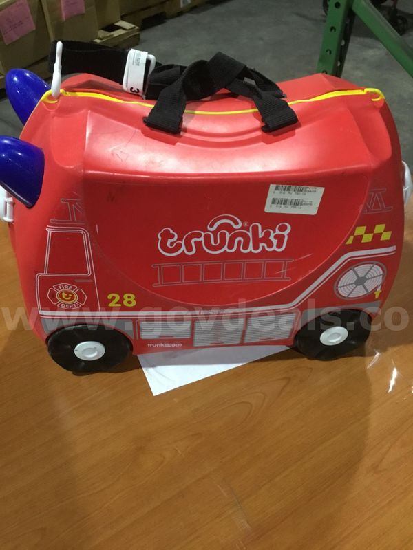 Red Trunki Fire Dept truck “DH”