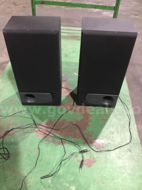 Two 8 x 15 black GPX speaker systems (NO OTHER ACCESSORIES INCLUDED) “DH”