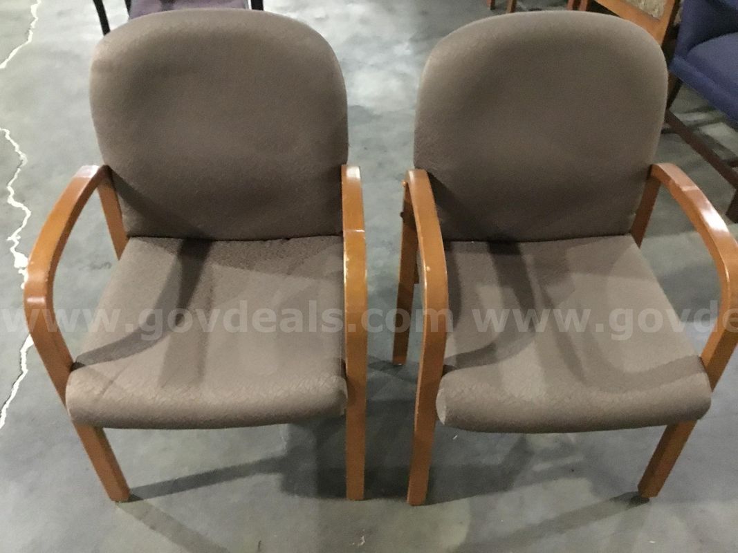 1 Lot of Standard Chairs