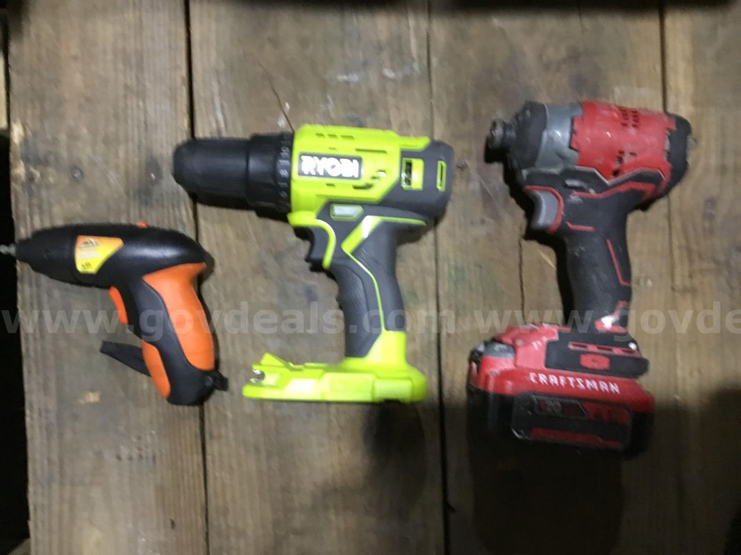 1 Lot of Power Tools