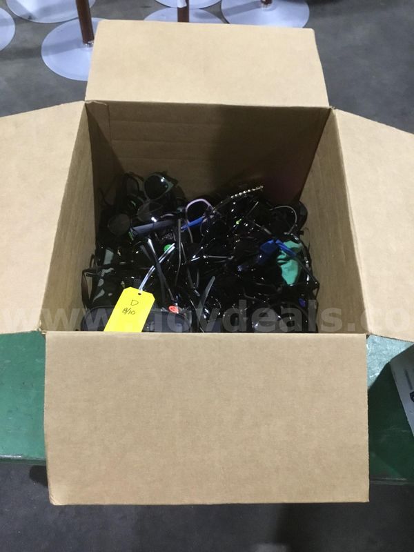 Box of eyewear glasses "DH"