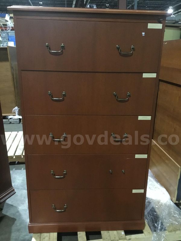 38 (LENGTH) x 23 (WIDTH) x 65 (HEIGHT) dark brown four drawer lateral filing cabinet (COMES WITH 1 KEY LOCK) "DH"