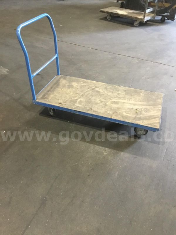 50 x 24 blue cart (IT DOESN'T FOLD IN) "DH"