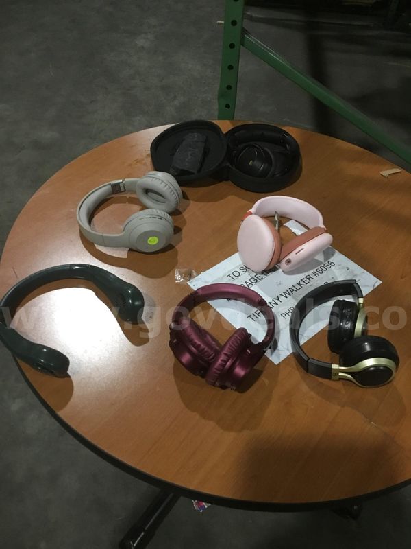6 misc headphones "DH"
