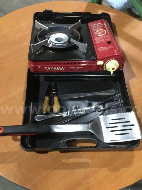 Lot of items-portable gas stove, kitchen knives, a spatula "DH"