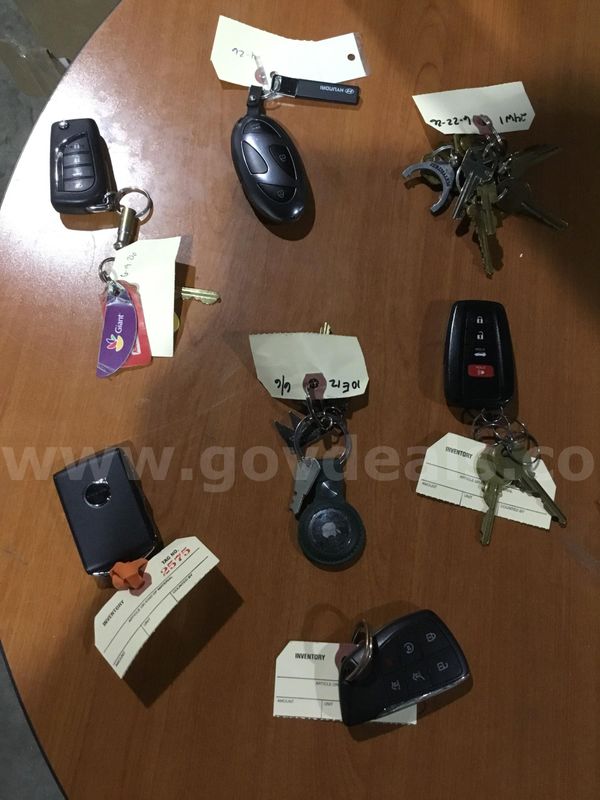 Misc key fobs "DH"