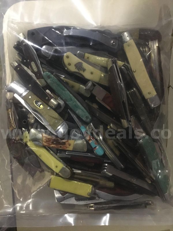 Knife Lot