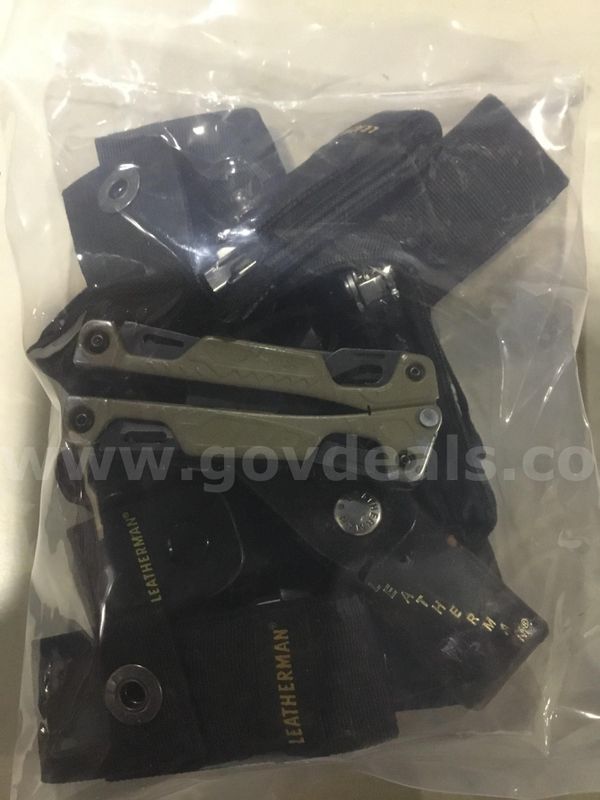 LEATHERMAN LOT