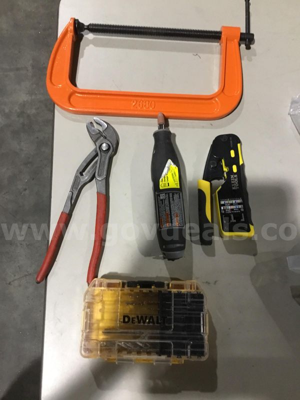 Lot of items-orange bar clamp "DH"