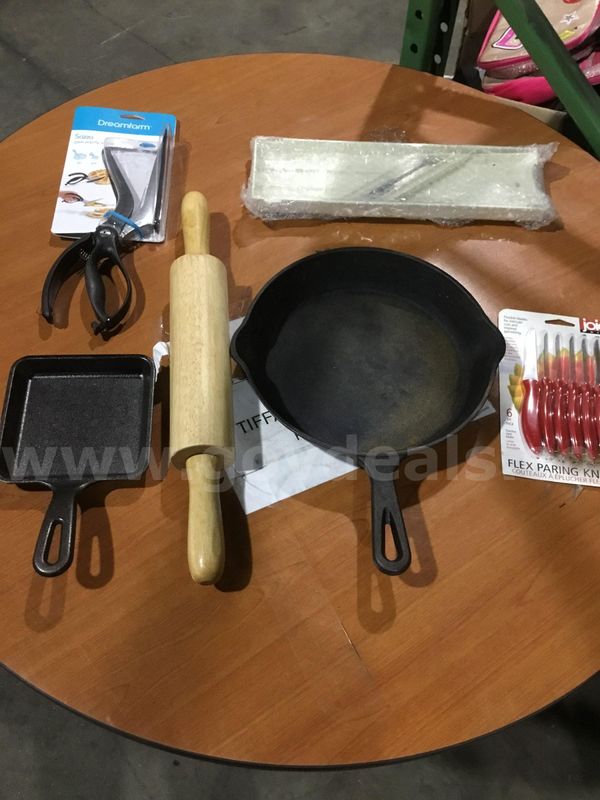 Lot of items-6 red paring knives "DH"