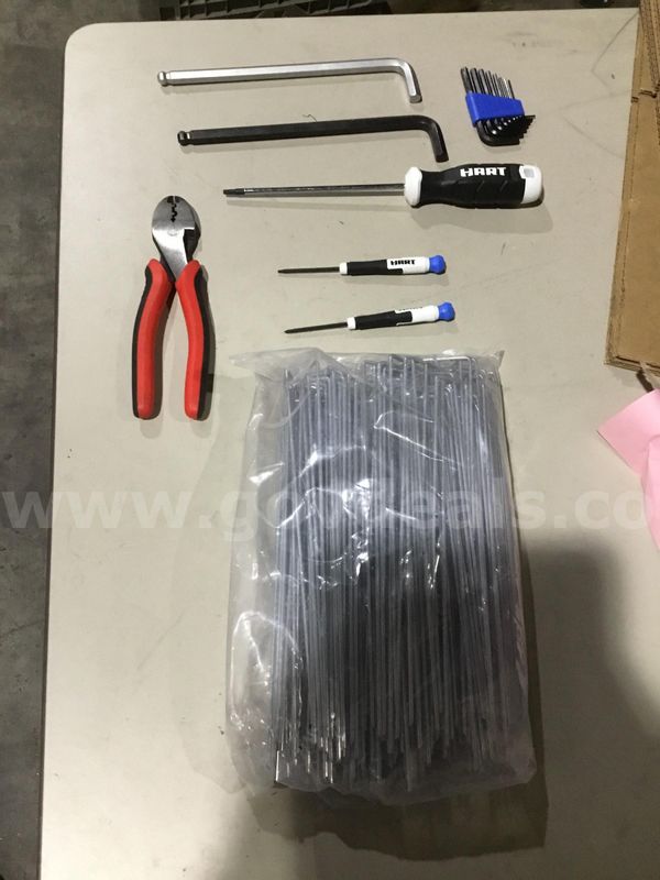Lot of items-bag of silver hook brackets "DH"