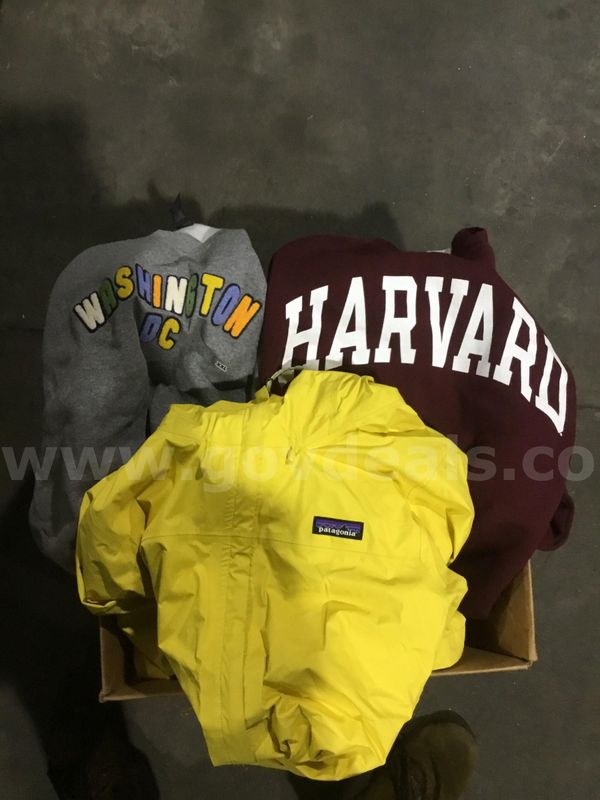 Lot of items-yellow long sleeve rain jacket "DH"