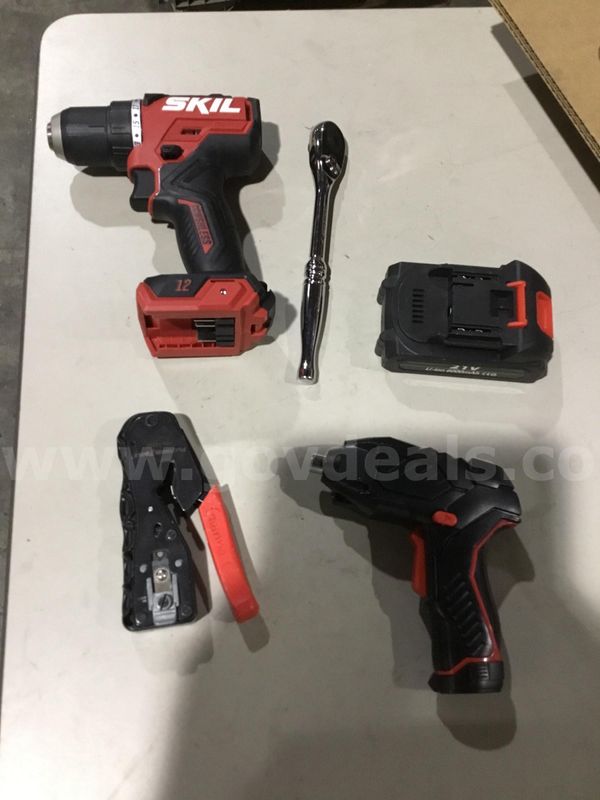 Lot of items-black 21v battery charger "DH"