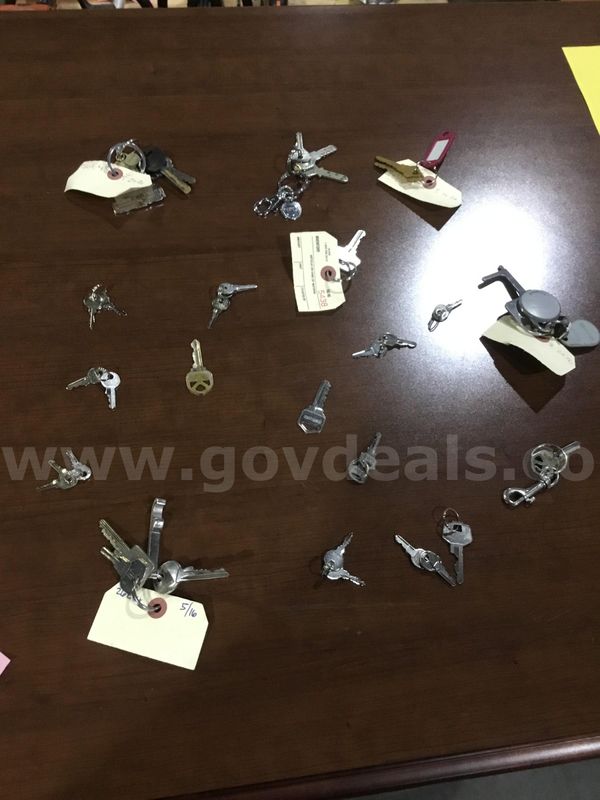 Misc key fobs "DH"