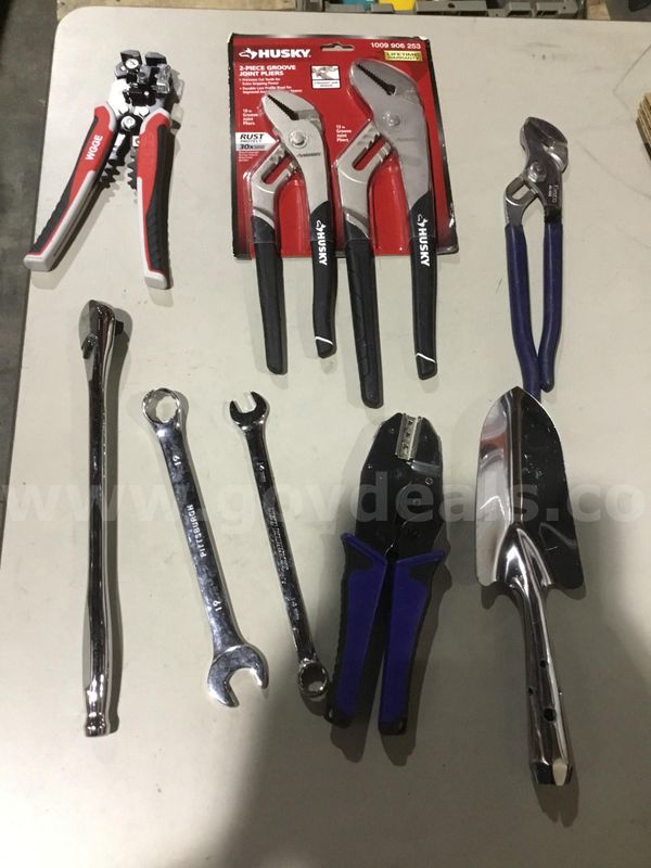 Lot of items-2 joint pliers; with black padding "DH"
