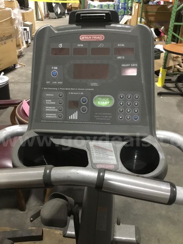 Exercise bike (THIS IS NOT THE BIKE ON THE FEDERAL) (IT DOESN'T TURN ON) "DH"