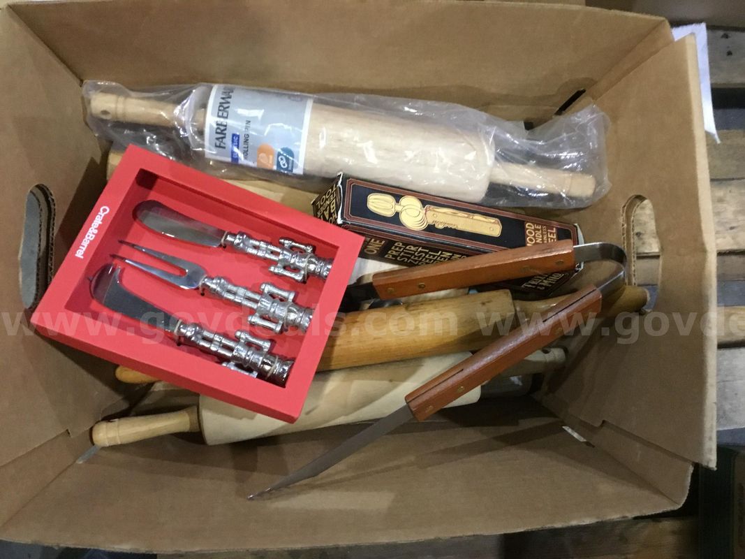 1 Lot of Kitchen Essentials