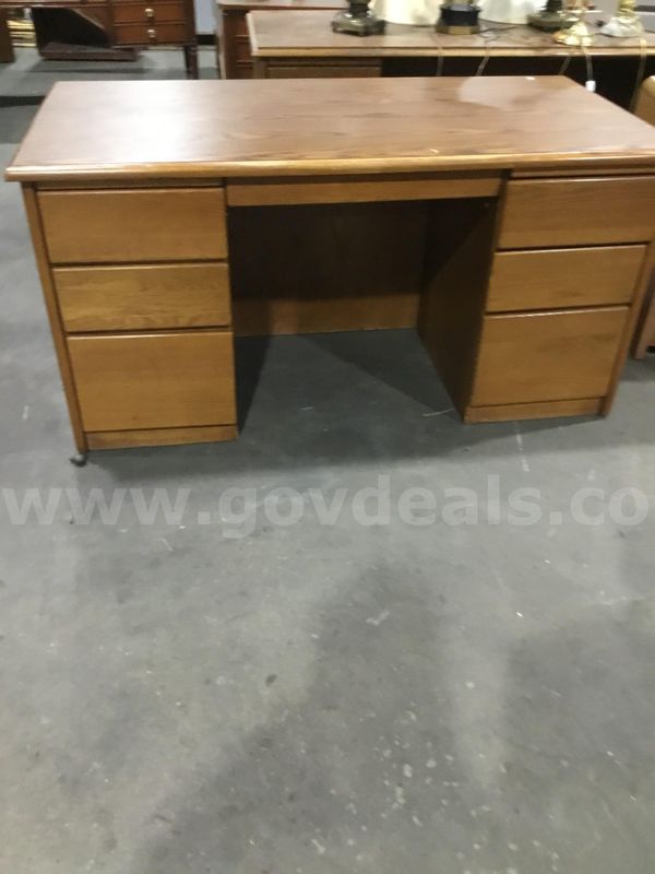 61 (LENGTH) x 32 (WIDTH) x 29 (HEIGHT) seven drawer hardwood executive desk (NO KEY LOCKS INCLUDED) "DH"