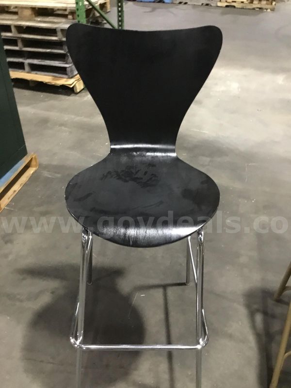 Black swivel stool "DH"