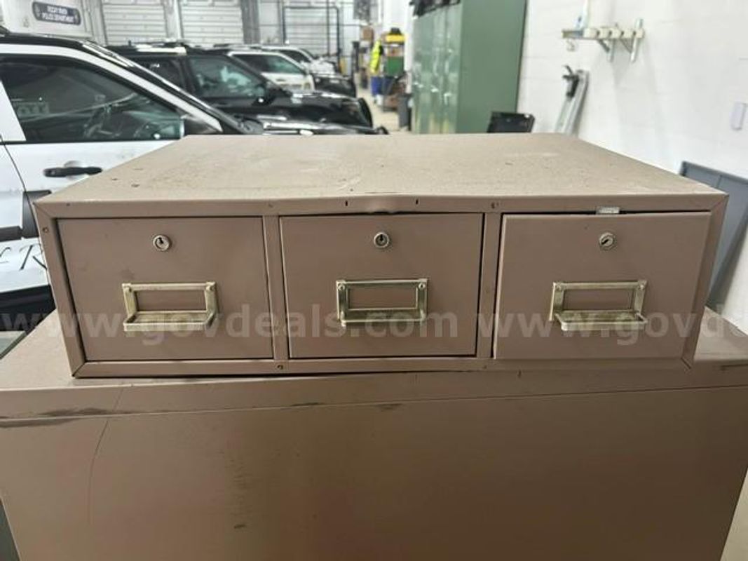 3 Drawer File Cabinet