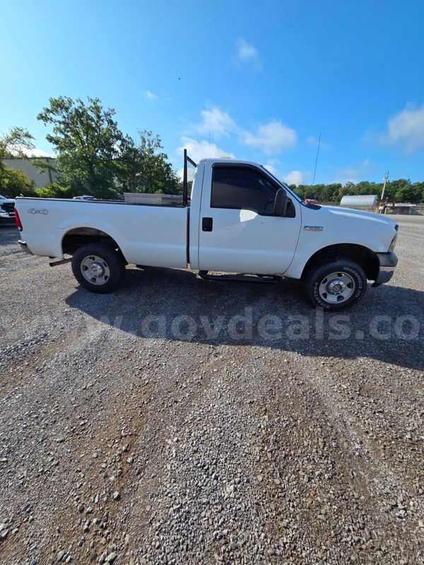 2005 FORD F-250 4x4 P/U TRUCK 5.4L