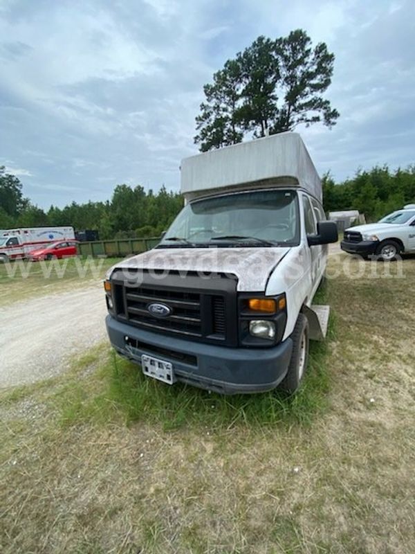 008 Ford Econoline
