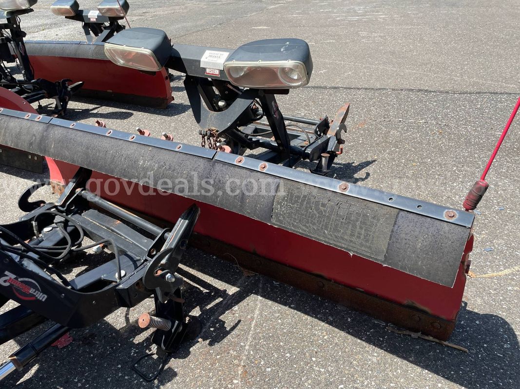 8ft Western Plow Being Sold As Parts