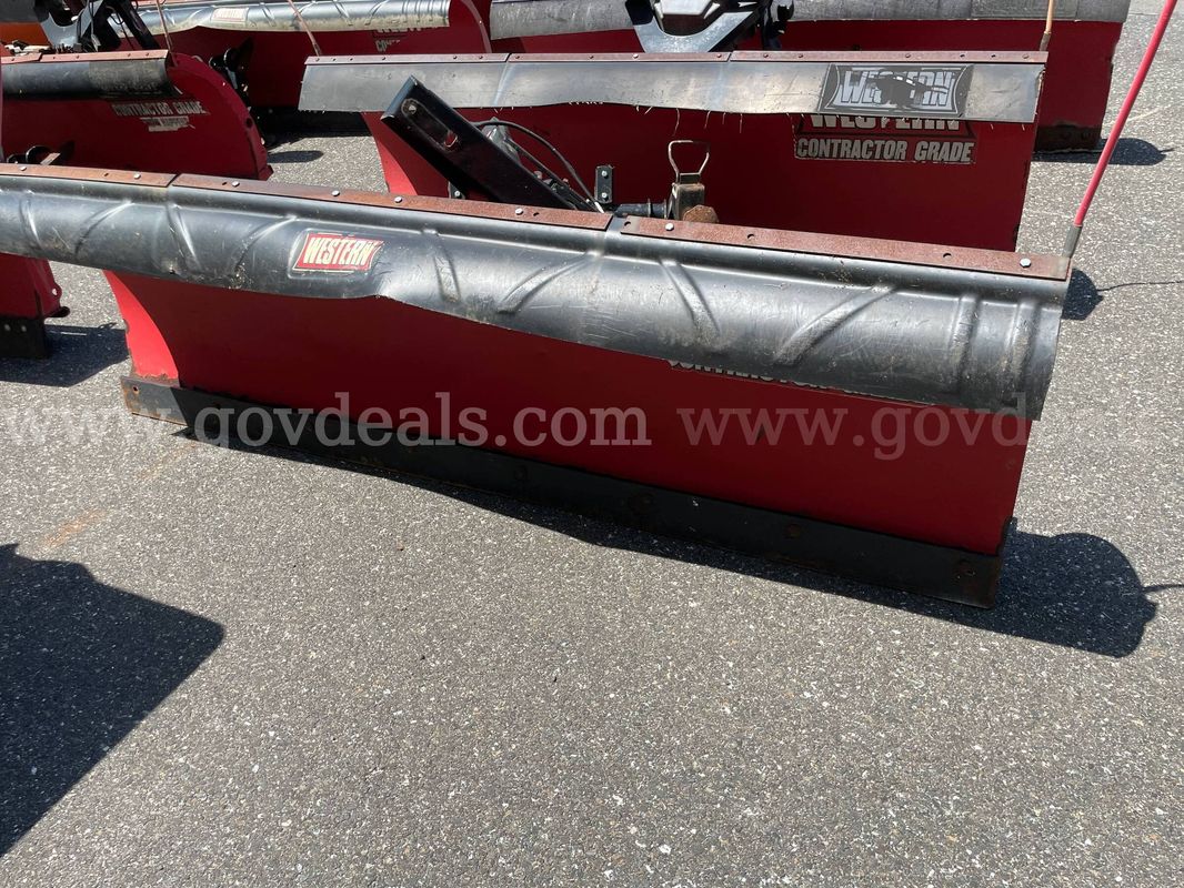 8ft Western Plow Being Sold As Parts