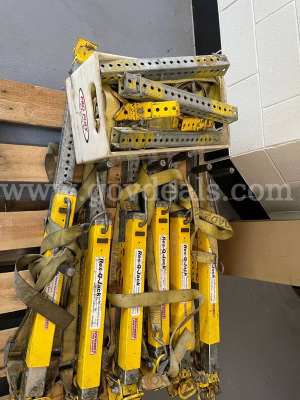 6 Res-Q-Jacks Stabilization Struts
