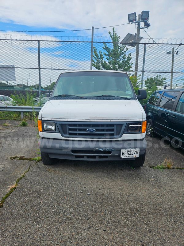 2004 Ford Econoline
