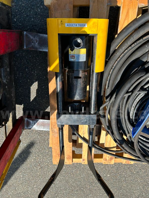 Parker Karry Krimper 2 w/ Dies Assortment and Hydraulic Hose