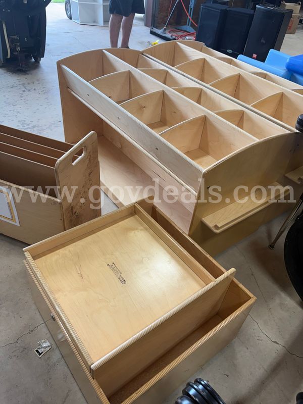 (4) Pieces of Child Craft Furniture