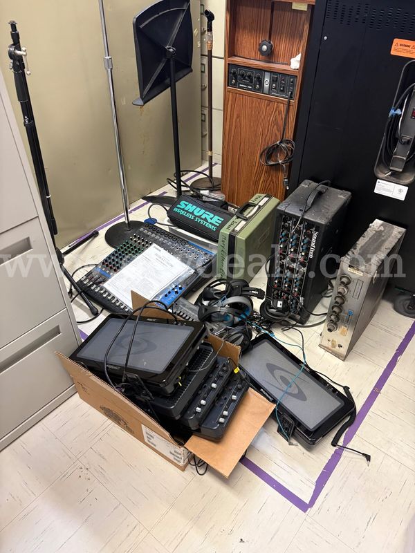 (1) Misc. Lot of Audio Visual Equipment
