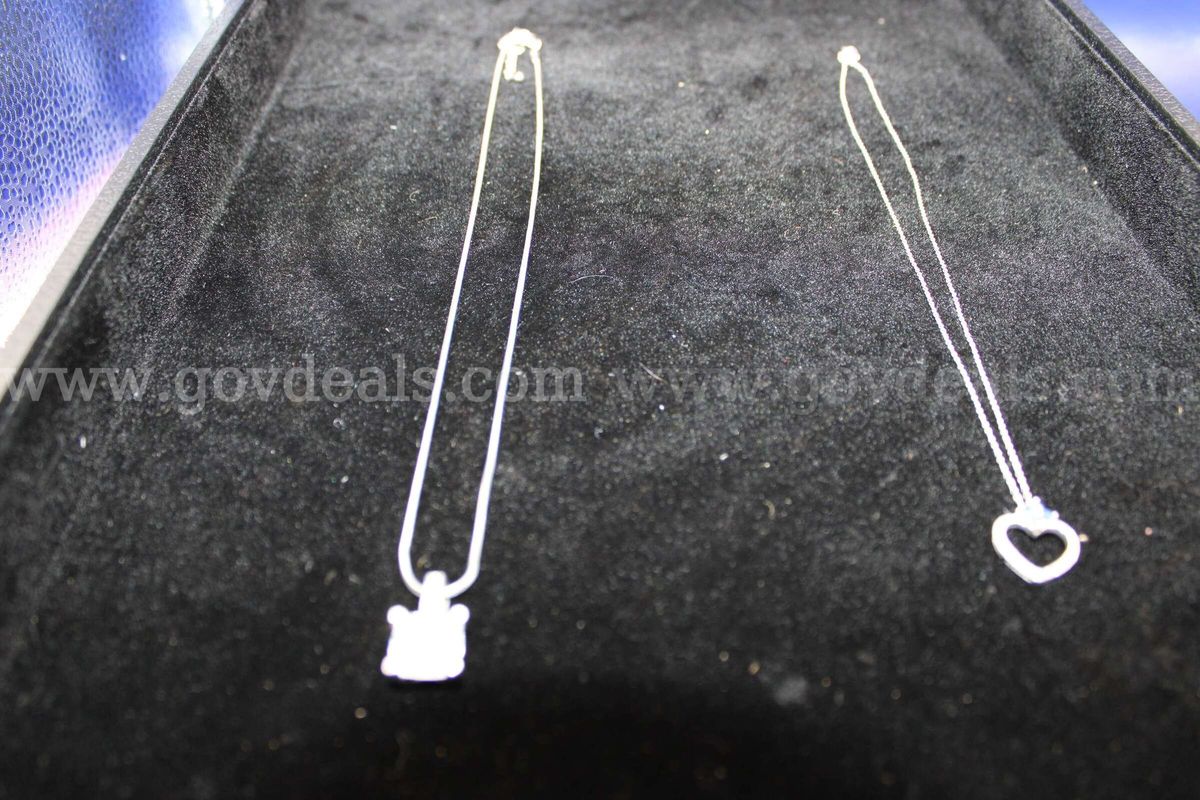 Necklace (1)