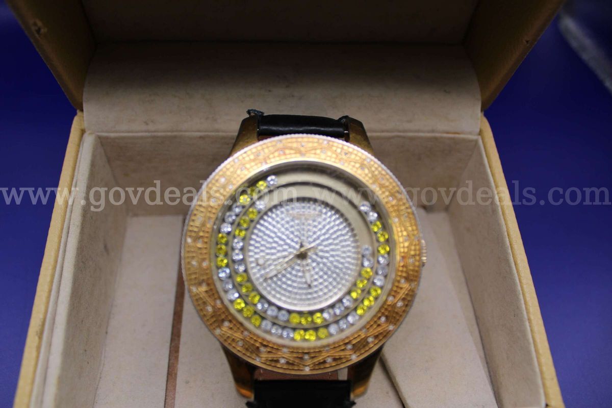 Watch (1)