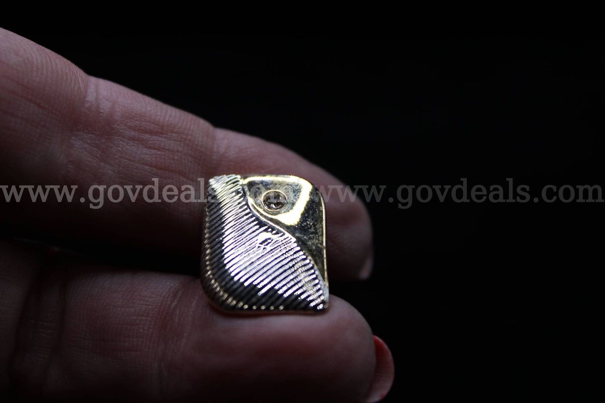 CUFF LINK (1); MISC PC (1)