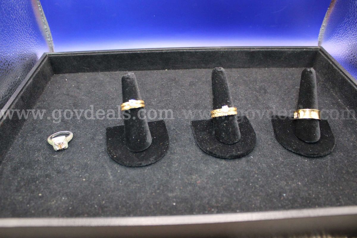 Rings (6)