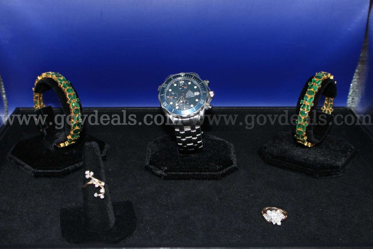 2 Bracelets, 1 Watch, 2 Rings