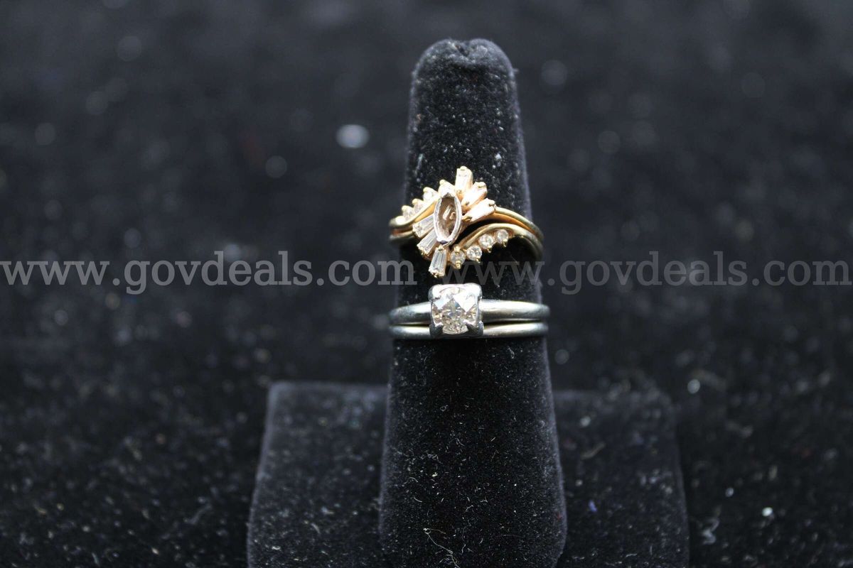 Ring (2)