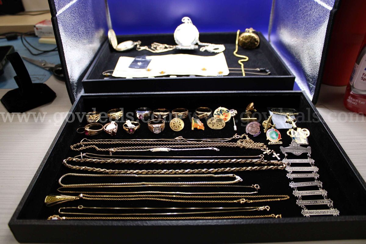 Pins (12), Necklaces (11), Pocket Watches (3), Ring (11), Bracelet (1), Charm (1