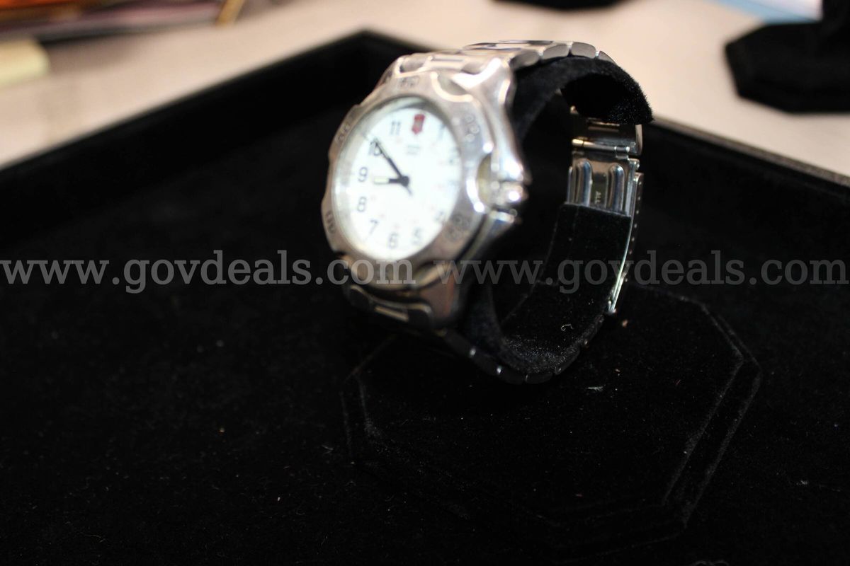 Gents Swiss Army Watch