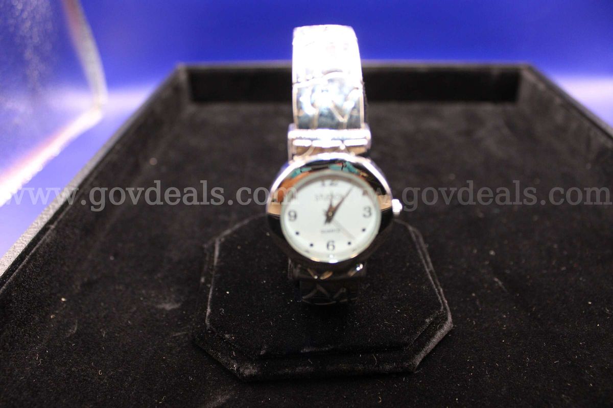 Watch (1)