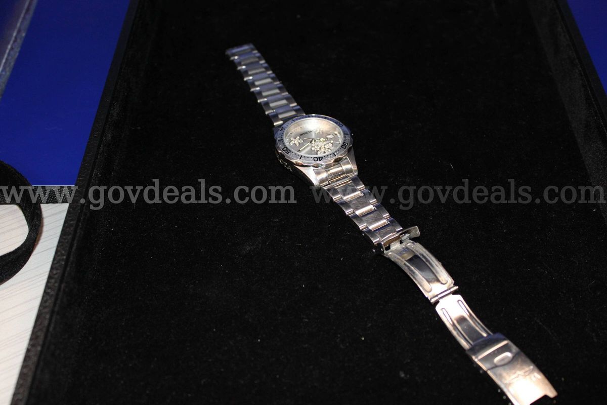 Watch (1)