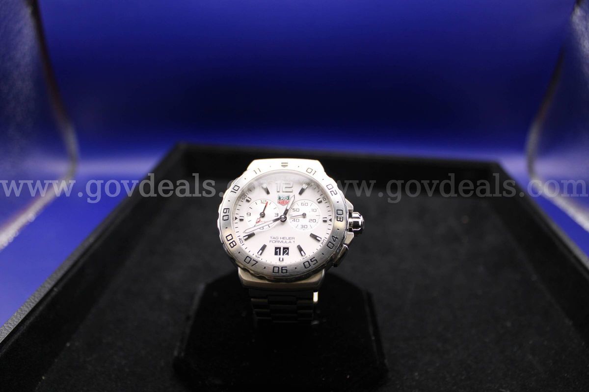 Watch (1)