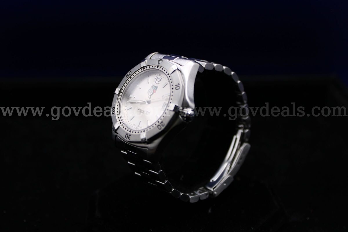 Watch (1)