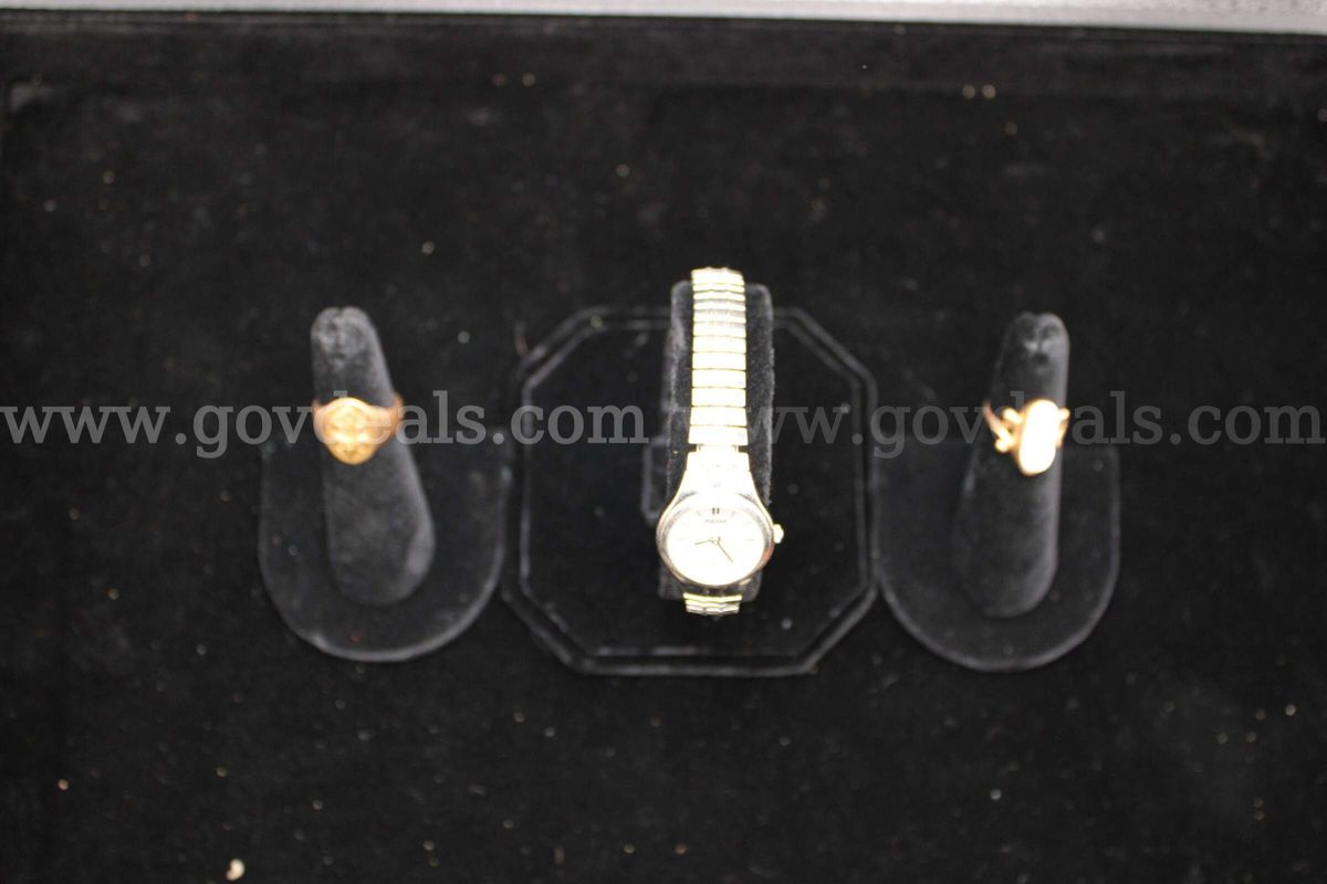 Watch (1); Rings (2)